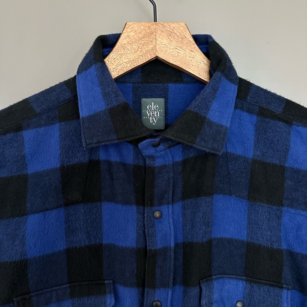Eleventy Blue Flannel Shirt (Men’s Medium)
